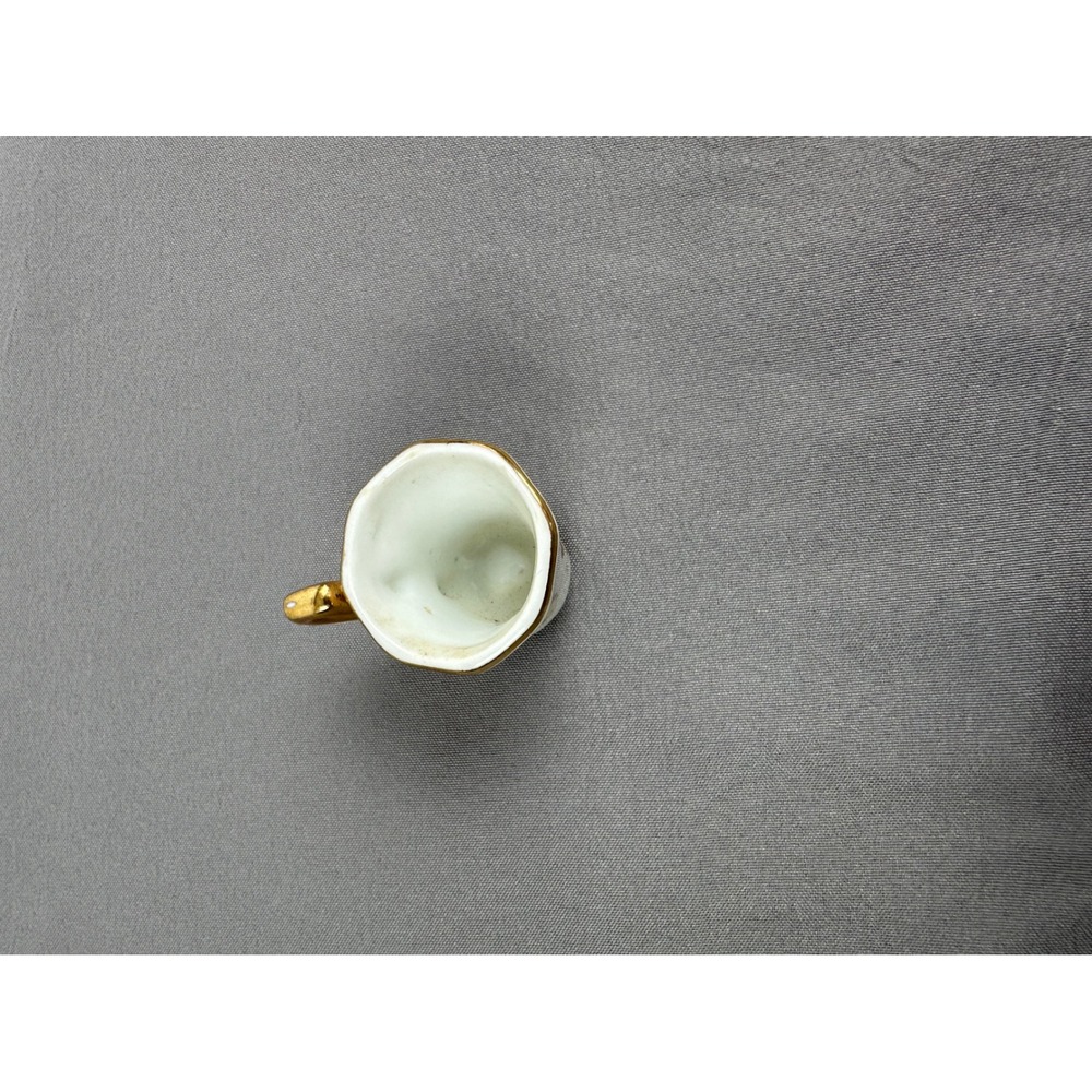 Beatrix Potter/Peter Rabbit Porcelain Mini Tea cup - Picture 4 of 7